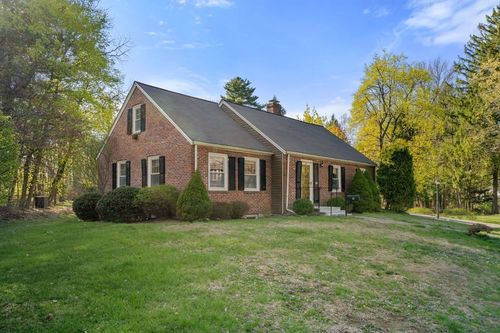 89 Lewis Ave, Walpole, MA, 02081-1830 | Card Image