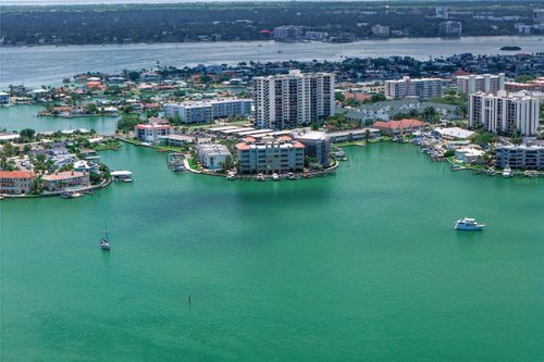 501-200 Skiff Pt, CLEARWATER BEACH, FL, 33767-2144 | Card Image