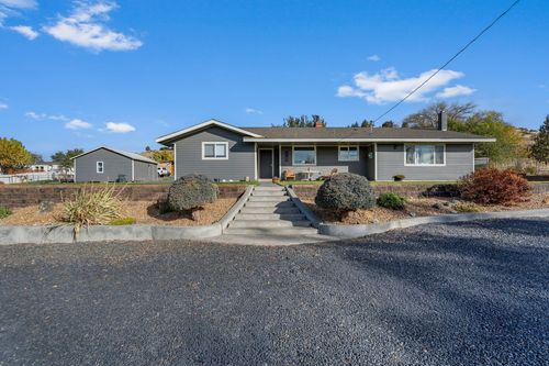 1180 Ne Meadowlark Ln, Madras, OR, 97741-9087 | Card Image