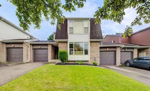 19 Hillbrook Cres, Kitchener, ON, N2N1J4 | Card Image