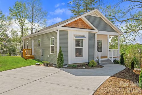 134 Bellamy Road, Asheville, NC, 28806 | Card Image