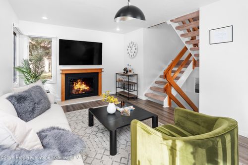 c-1-814 W Bleeker St, Aspen, CO, 81611-3100 | Card Image