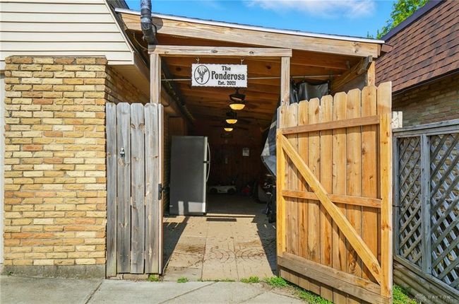 2946 Rockledge Trl, House other with 3 bedrooms, 2 bathrooms and null parking in Beavercreek OH | Image 61