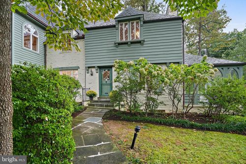 3112 Rolling Rd, CHEVY CHASE, MD, 20815-4050 | Card Image