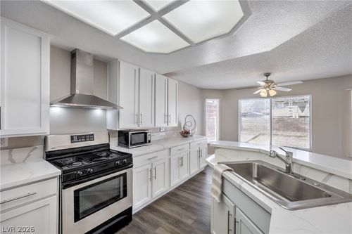 8408 Dunphy Ct, Las Vegas, NV, 89145-4741 | Card Image