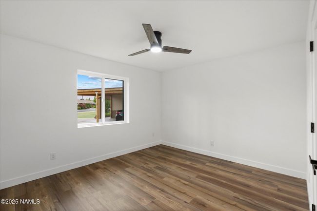 Guest bedroom | Image 25
