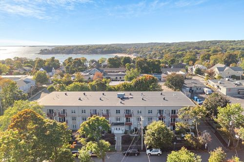 apt-3h-2 Ocean Ave, Gloucester, MA, 01930-5266 | Card Image