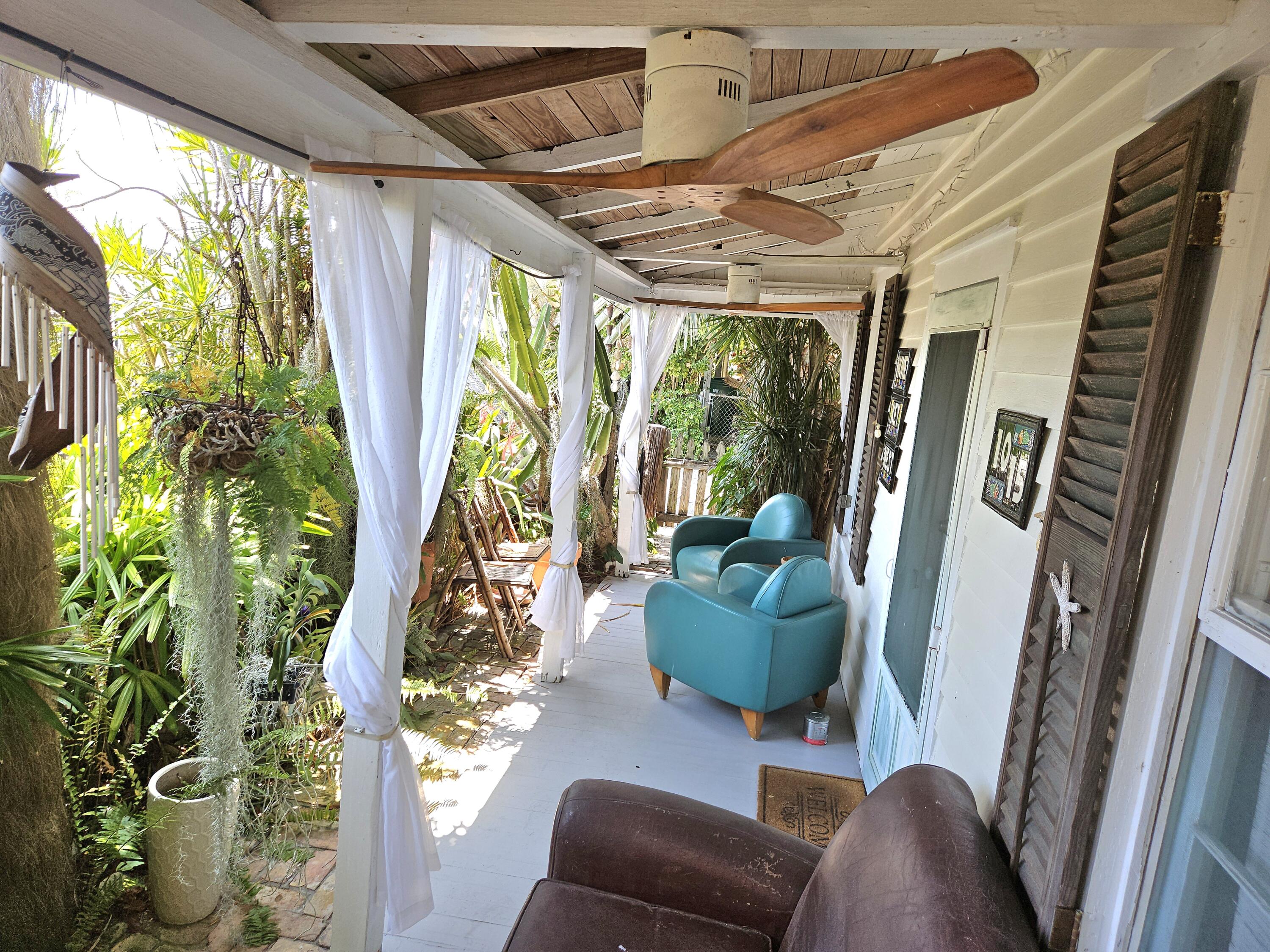 Angela St, Key West, FL 33040