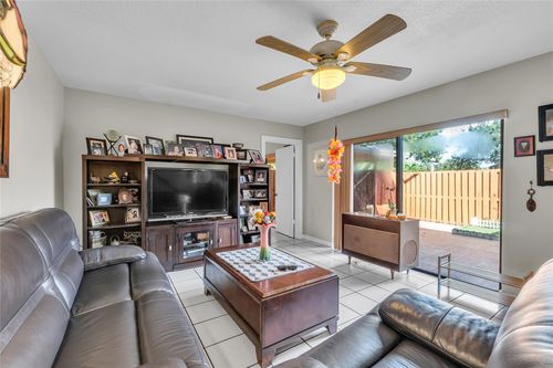 a-9104 Sw 19th Pl, Davie, FL, 33324 | Card Image