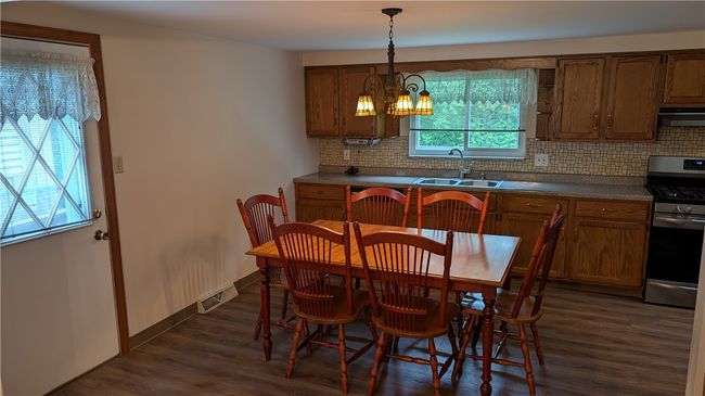 11297 Highpoint Dr, House other with 4 bedrooms, 4 bathrooms and 2 parking in Penn Hills PA | Image 5