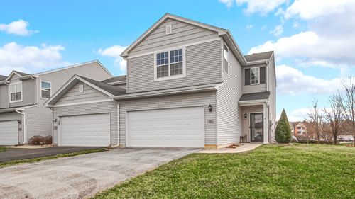 452 Greenbrier Ln, Lowell, IN, 46356-1791 | Card Image