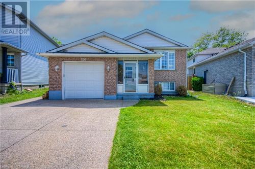 60 Castlewood Place, Cambridge, ON, N1R8K6 | Card Image