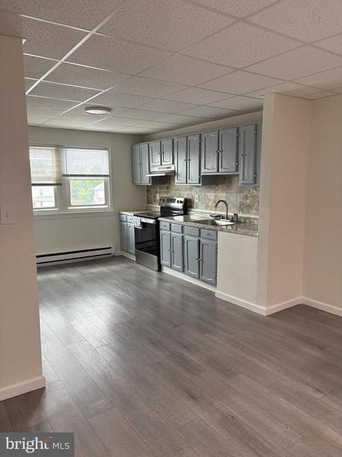 532 N Easton Rd, GLENSIDE, PA, 19038-4327 | Card Image