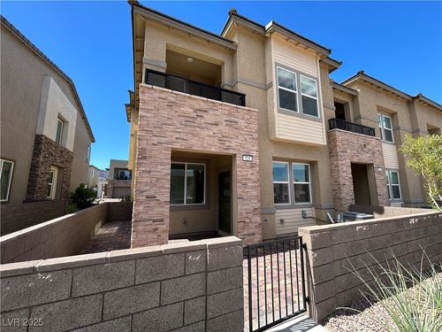 326 Owens Peak Dr, Henderson, NV, 89015-7683 | Card Image