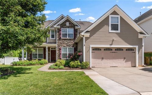 2631 Crosland Hill Dr, Winston-Salem, NC, 27106-9823 | Card Image