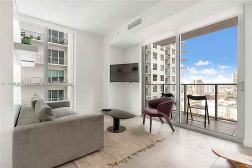 2602-227 Ne 2nd St, Miami, FL, 33132 | Card Image