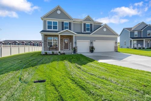 3997 Banbury St, Windsor, WI, 53598-9669 | Card Image