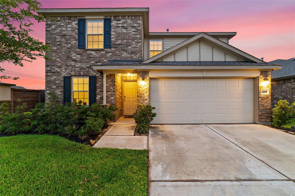 Royal Amber Ln, Katy, TX 77493
