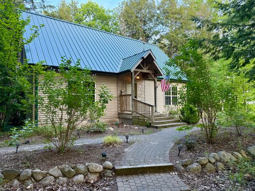 6816 Thayer Lake Dr, Alden, MI, 49612-9508 | Card Image
