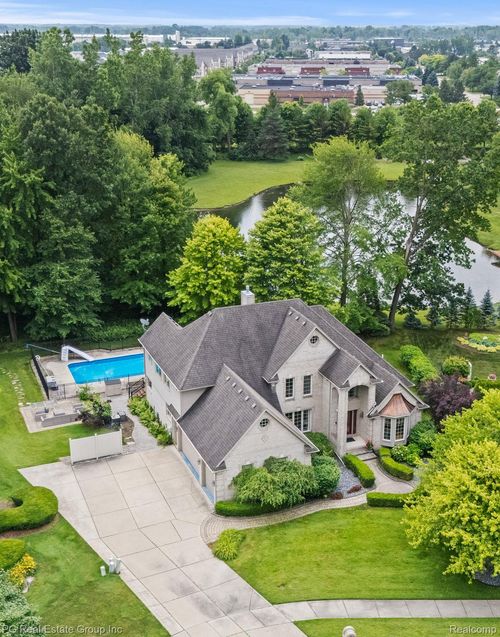 14348 Provim Forest Ct, Shelby Township, MI, 48315-2872 | Card Image