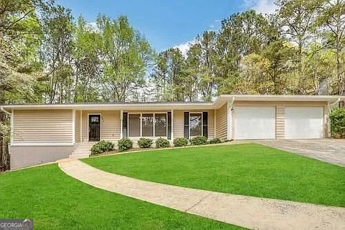 443 Creekwood Pass, Dallas, GA, 30157-5123 | Card Image