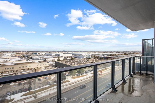 709 - 8960 Jane St, Condo with 2 bedrooms, 3 bathrooms and null parking in Concord ON | Image 16