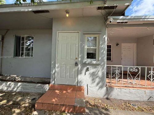 h-1751 Nw 29th St, Miami, FL, 33142 | Card Image