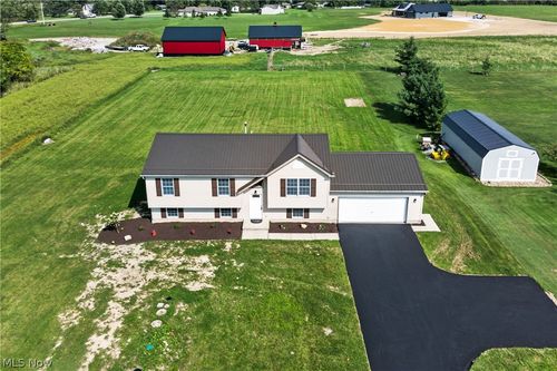 3250 Hoagland Blackstub Road, Cortland, OH, 44410 | Card Image