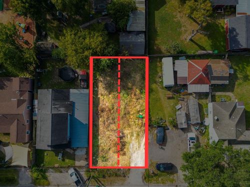 4311 Europa St, Houston, TX, 77022-4049 | Card Image