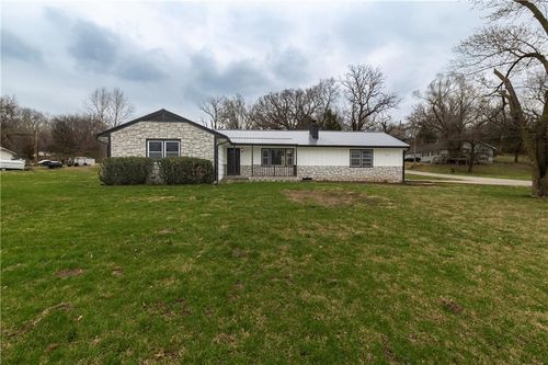 5317 Nw Waukomis Dr, Kansas City, MO, 64151-3511 | Card Image