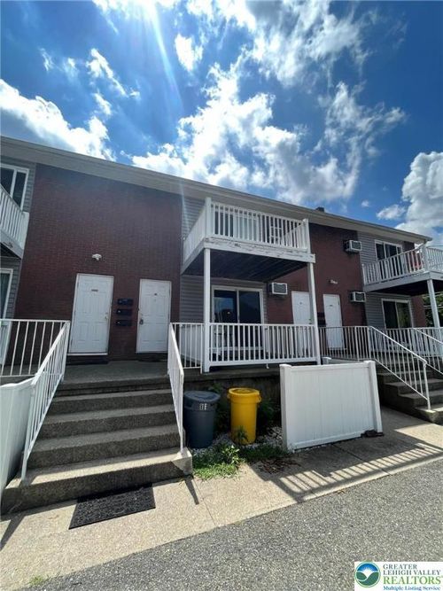 b2-105 N 7th St, Bangor, PA, 18013-1743 | Card Image