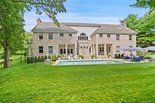9 Hobby Farm Dr, Bedford, NY, 10506-2202 | Card Image