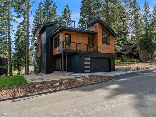 647 Saddlehorn Dr, Incline Village, NV, 89451-8512 | Card Image