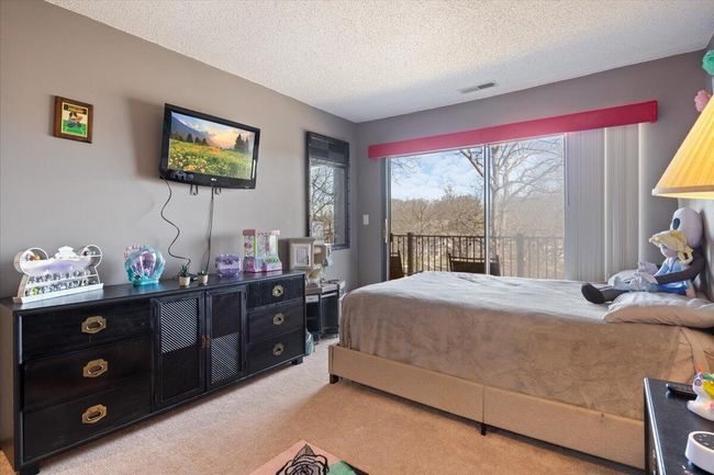 15-2B - 92 Waters Edge Ct, Condo with 3 bedrooms, 2 bathrooms and null parking in LAKE OZARK MO | Image 22