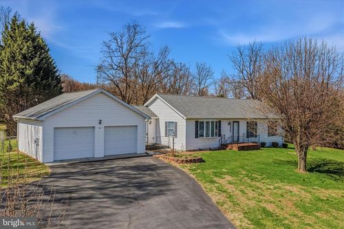 34 Turf Dr S, MARTINSBURG, WV, 25405-7300 | Card Image