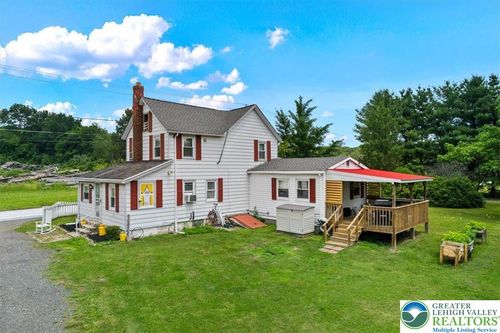 7590 Pohopoco Dr, Kunkletown, PA, 18058-2631 | Card Image