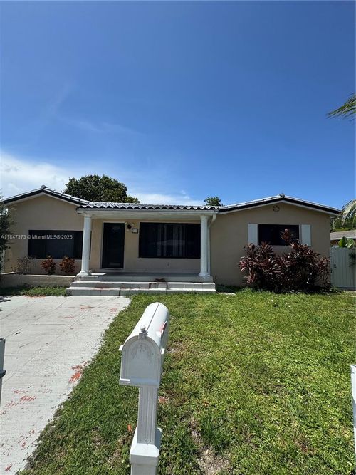 281 Ne 169th St, North Miami Beach, FL, 33162-2327 | Card Image