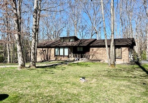 1 Pheasant Ln, Beckley, WV, 25801-3605 | Card Image