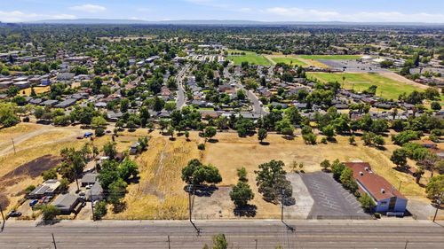 2845 Rio Linda Blvd, Sacramento, CA, 95815-1715 | Card Image