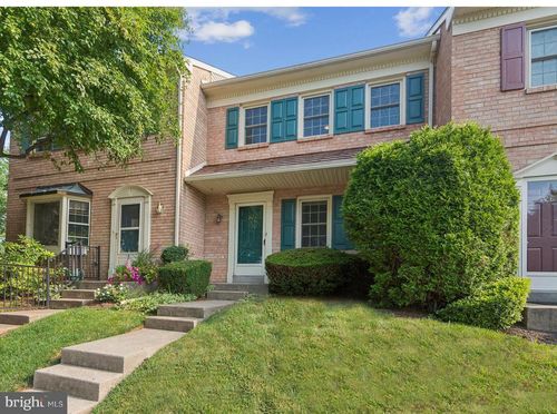 528 Hancock Ct, TRAPPE, PA, 19426-2200 | Card Image