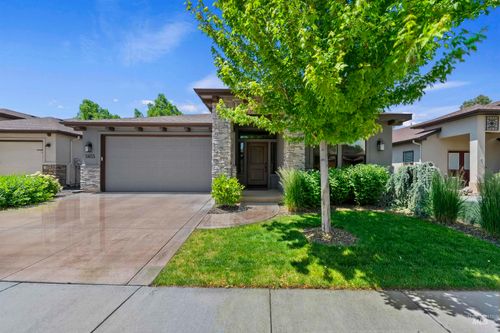 5655 N Beaham Ave, Meridian, ID, 83646-6599 | Card Image