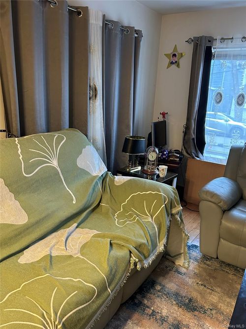 6822 Nansen Street, New York, NY, 11375 | Card Image