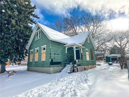 147 Avenue D, Rochester, NY, 14621-4343 | Card Image