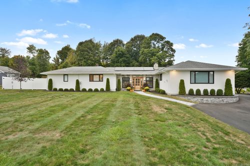 4 Old Farm Rd, New Fairfield, CT, 06812-2635 | Card Image
