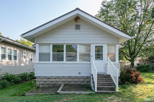 8500 E Wesley Ln, North Webster, IN, 46555-9654 | Card Image