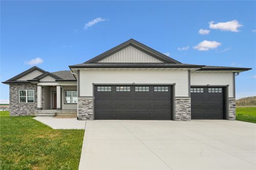1537 Deerfield Dr, Fairfax, IA, 52228 | Card Image