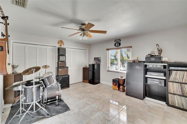 6530 Manila Palm Way, House other with 4 bedrooms, 2 bathrooms and null parking in APOLLO BEACH FL | Image 28