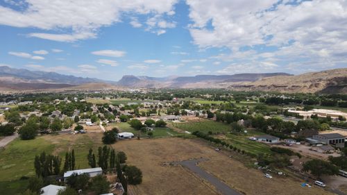 970 W 2060 S, Hurricane, UT, 84737 | Card Image