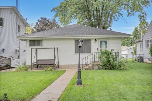 233 Randolph Ave, Bradley, IL, 60915-2521 | Card Image
