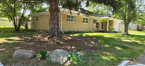 226 E Lincoln St, Bremen, IN, 46506-1410 | Card Image